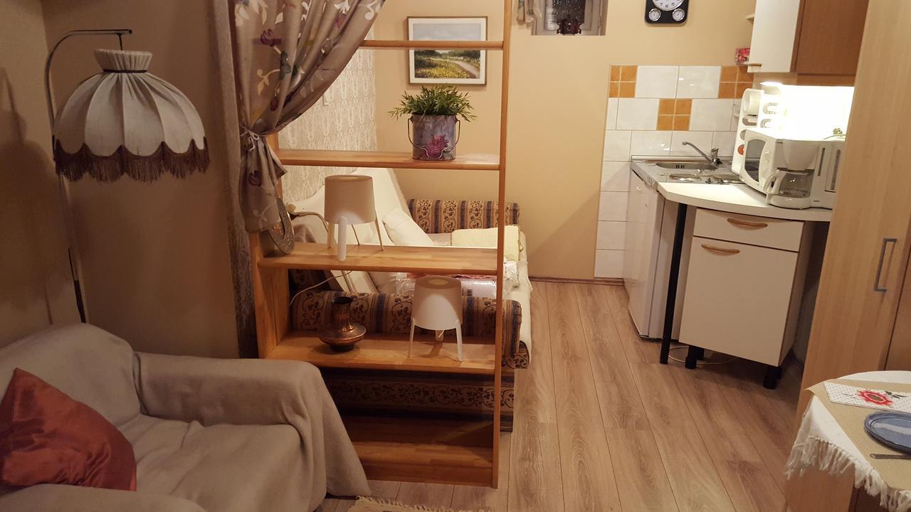 Hangulat Vendeghaz Apartmanok โอโรชาซา ภายนอก รูปภาพ