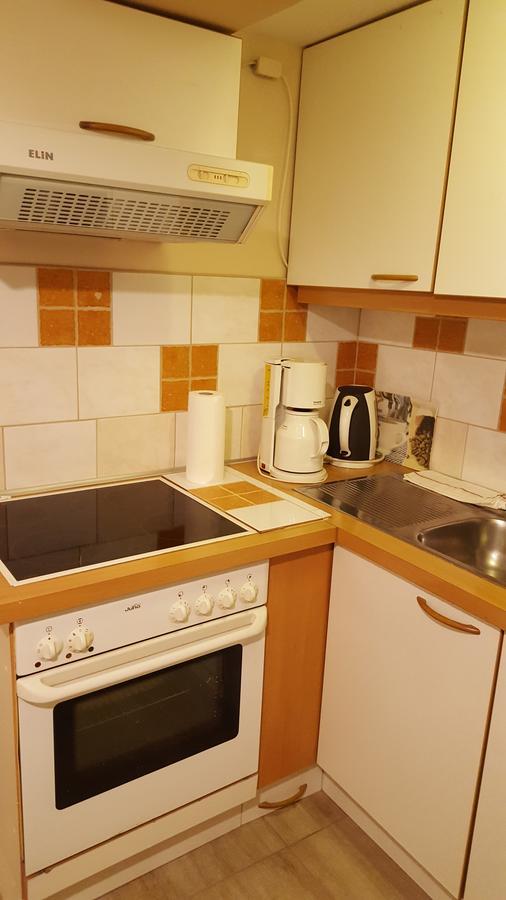 Hangulat Vendeghaz Apartmanok โอโรชาซา ภายนอก รูปภาพ