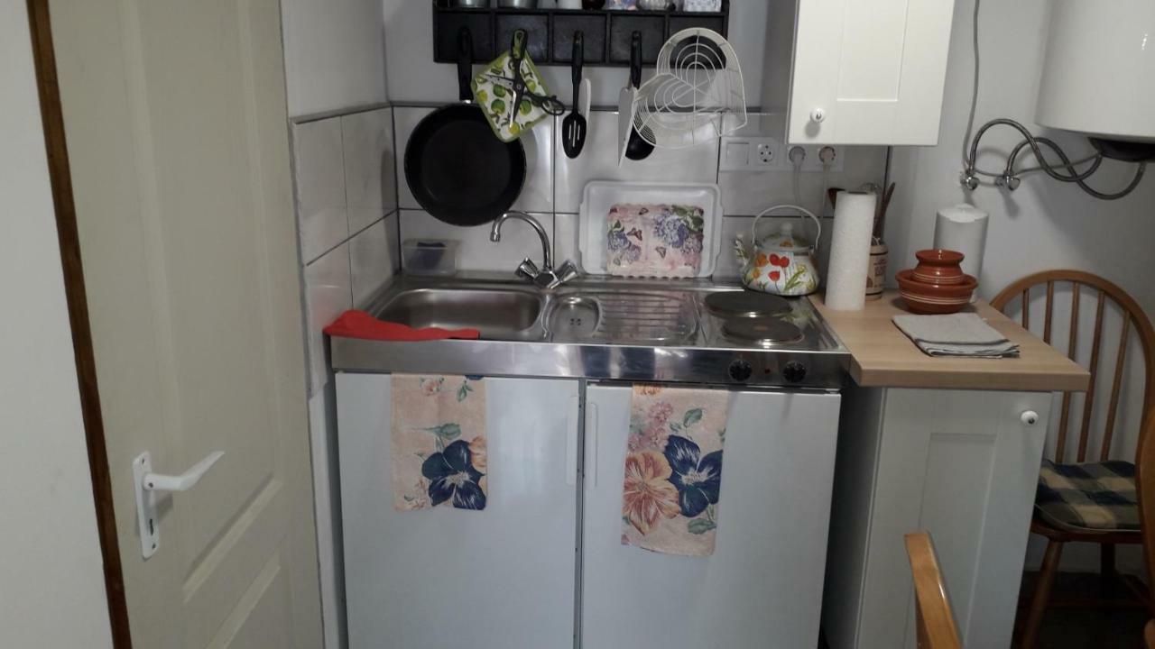 Hangulat Vendeghaz Apartmanok โอโรชาซา ภายนอก รูปภาพ